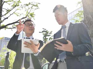 株式会社ｉ ｉ 土日祝休み 残業月平均15時間以下 法人営業 勤務地 大阪市中央区 堺市堺区の求人情報 転職ならdoda デューダ
