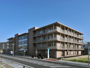 社会福祉法人晃和会 経理・人事労務／月給25万円超／賞与2.8カ月分／役職者候補