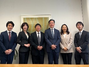 株式会社東友