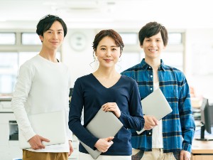 デロイトトーマツミック経済研究所株式会社
