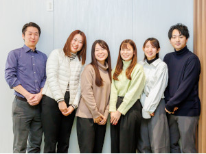 中央出版ホールディングス株式会社
