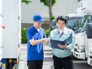 日進陸運株式会社 配送ドライバー／夜間・長距離配送なし／賞与年2回／面接1回