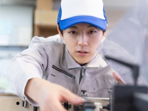 株式会社レゾナント・システムズ 車載器の制御・回路設計・サービスエンジニア／土日祝休