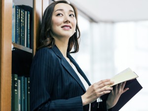 Ｂｅｒｒｙ　Ｐａｒｔｎｅｒｓ株式会社 法務（コンプラ・内部監査）／年休130日・土日祝休／服装自由