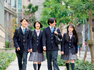 学校法人創志学園【クラーク記念国際高等学校】 クラーク国際中等部（フリースクール）の教員／教育免許不問