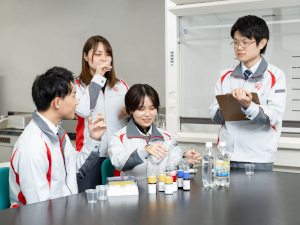 アイリスオーヤマ株式会社 食品の品質管理・保証／製品の開発段階から参画／事業拡大中