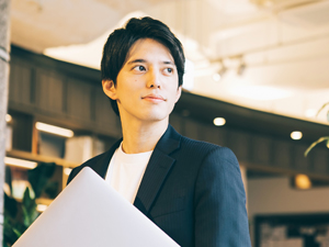 株式会社ＧＮＮテクノロジー (GNNグループ) 機電エンジニア／定着率95%／有給取得率95%／賞与年2回