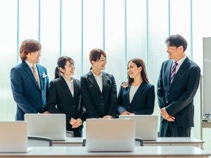 弁護士法人日本橋さくら法律事務所 パラリーガル／業界未経験OK／年休120日／月残業20ｈ以下