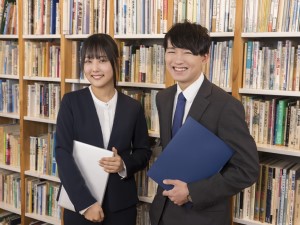 株式会社ヴィアックス 図書館のエリアマネージャー／未経験歓迎／月給26.5万円～