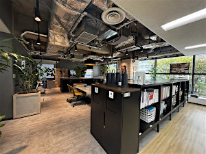 株式会社オフィスバスターズ（東証TOKYO PRO Market上場） オフィス家具・IT機器レンタルのセールスアドバイザー／未経験