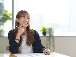 株式会社アメイズプラス SNS運用・コンテンツ制作／業種・職種未経験歓迎