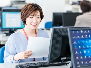 ＦＪＵＴプラス株式会社 (UTグループと富士通グループの協業会社) ヘルプデスク／年休126日／残業少なめ／SD000115