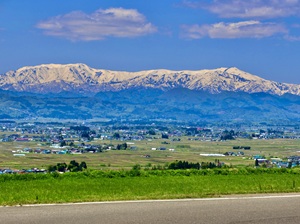 株式会社高橋建設 公共工事の土木施工管理／残業月10h／基本土日休／賞与年2回