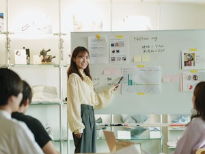 株式会社アメイズプラス コンテンツマーケティング／未経験歓迎／年休127日／転勤なし