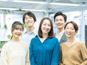 Ｐｈｉｌｌｉｐｓ　Ｉｎｖｅｓｔｍｅｎｔｓ株式会社 (グループ会社／Ｐｈｉｌｌｉｐｓ　Ｃｏｎｓｕｌｔｉｎｇ株式会社) 販売職・営業職