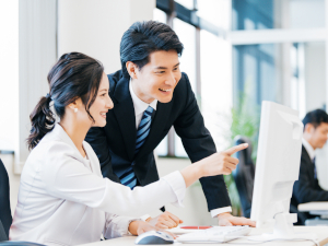 株式会社データネットジャパン (日昭電気グループ) 経理・人事スタッフ／幹部候補募集／年休120日／残業ほぼなし