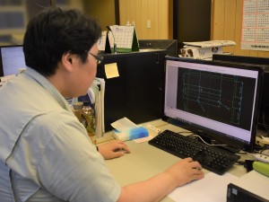 有限会社東亜電機工業所 CAD設計／経験不問／年休127日／土日祝休／残業月20時間