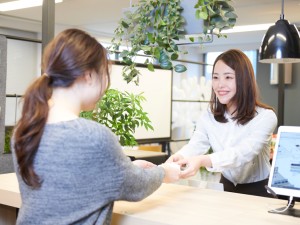 コクヨアンドパートナーズ株式会社 (コクヨグループ) （田町駅すぐ）コワーキングスペースの運営事務／月給25万円～