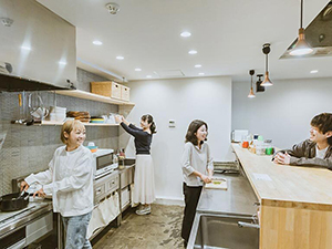 株式会社フィルド ホステルフロントスタッフ