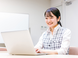 ユナイティドフーズ株式会社 (タイヘイグループ) バックオフィススタッフ／経験者歓迎！／月給30.8万円～