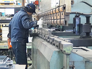 株式会社トーエイ 製造スタッフ（未経験歓迎／完全土日休／残業月平均10時間）