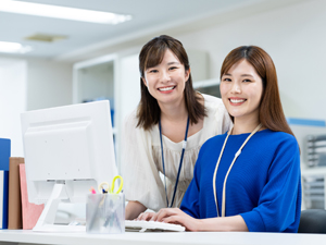 ダイヤモンドコミュニティ株式会社 経理事務／実働7H／在宅勤務あり（月3日）／残業なし