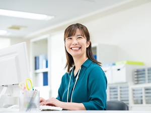 大和リース株式会社 (大和ハウスグループ) 商業施設の事務スタッフ／年休123日／残業少／子育て支援充実