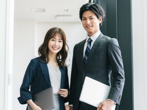 株式会社ノヴァース 法律専門家から依頼を受ける不動産営業／未経験歓迎／残業ほぼ0