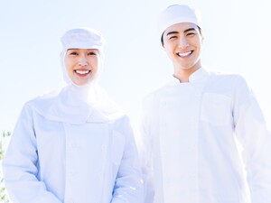 明日香食品株式会社 (昭和ホールディングスグループ) 品質管理／未経験歓迎／上場グループ／フレックスタイム制あり
