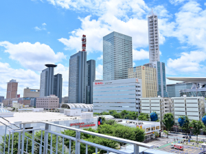 株式会社ケアリッツ・アンド・パートナーズ 生活支援コンシェルジュ／完全週休2日／転勤無／月給25万円～