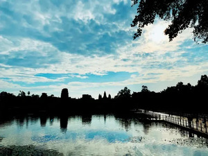 株式会社アウトアンドアバウト クリエイティブデザイナー／事務作業なし／月給35万円以上