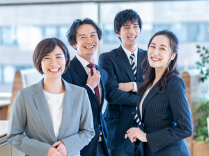 株式会社ｈｓ１ 資金調達サービスの提案営業／未経験歓迎／インセンティブあり