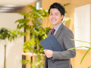 キャリアリンク株式会社 【プライム市場】 大阪募集／派遣コーディネーター／賞与年2回／土日祝休み