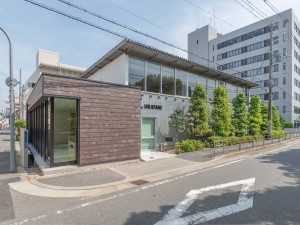 株式会社ウラタニ・ラボ 製造オペレーター／未経験歓迎／年休122日／賞与3～4カ月分