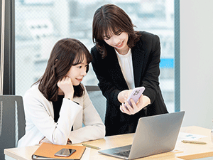 ケアレックス株式会社 (ワキタグループ) 事務スタッフ／上場グループ／土日祝休み／服装自由／産育休あり