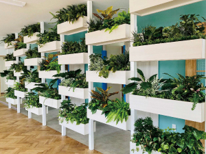 株式会社アートクリエイション （レア）「緑を提案する営業」年休123日／18時退社率95％