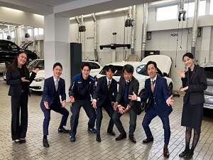 株式会社モトーレン神戸 (GLIONグループ) BMW接客スタッフ／月給26.5万円／賞与3か月／未経験歓迎