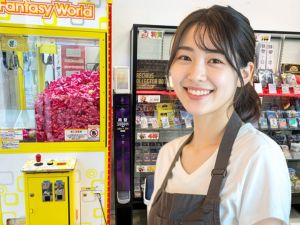 株式会社山王商会 トレカ販売店の接客スタッフ／店舗空間プロデュース／Bee本舗