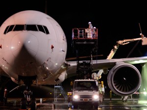 サンコー・エア・セルテック株式会社 全員面接／航空機のメンテナンススタッフ／社宅完備／転勤なし