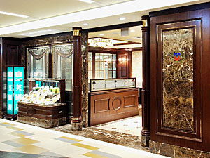 三和実業株式会社 「カフェ英國屋」の経理職／経理部長候補／残業月20h程度