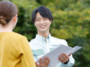 エネリア東部株式会社 (静岡ガスグループ) 地域のインフラを支えるルート営業／未経験歓迎／土日祝休み