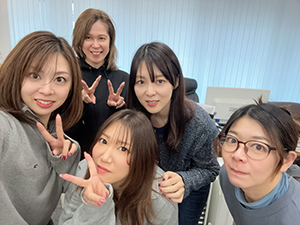 株式会社プロシャン 経理スタッフ／年休125日／残業なし／完全私服OK