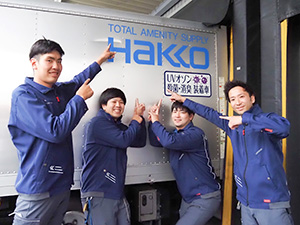 株式会社白興　戸田工場 普免でOK！未経験大歓迎！月給33万円～！年休120日／配送