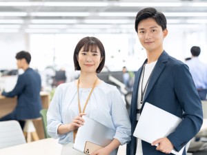 ＰＡＧＥ‐ＯＮＥＲ株式会社 経理職／完全週休2日制／残業月20h／年休120日／転勤なし