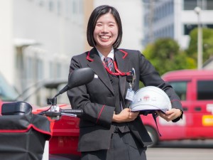 株式会社かんぽ生命保険【プライム市場】(日本郵政グループ) 地域密着型保険コンサルタント／年休120日以上／東海募集