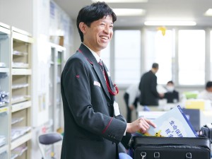 株式会社かんぽ生命保険【プライム市場】(日本郵政グループ) 地域密着型保険コンサルタント／年休120日／九州・沖縄募集