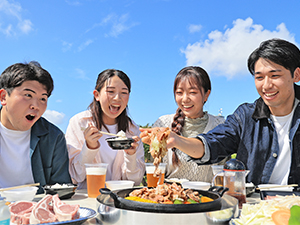 株式会社マザー牧場 商品企画・開発に携わる！フードスタンドの管理・運営スタッフ