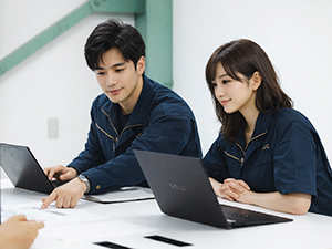 ジャパンクリエイト株式会社(グループ会社／株式会社ブイ・テクノロジー) 製造事務／未経験・ブランク可／年間休日126日／賞与4カ月分