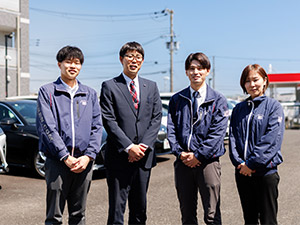ビジネスレンタリース株式会社 南大阪勤務！法人向けレンタカーのフロント／年休123日