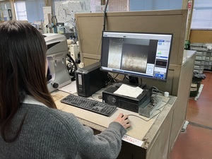 森岡産業株式会社 ネジ部品メーカーの品質保証・管理／土日休み／平均勤続12年